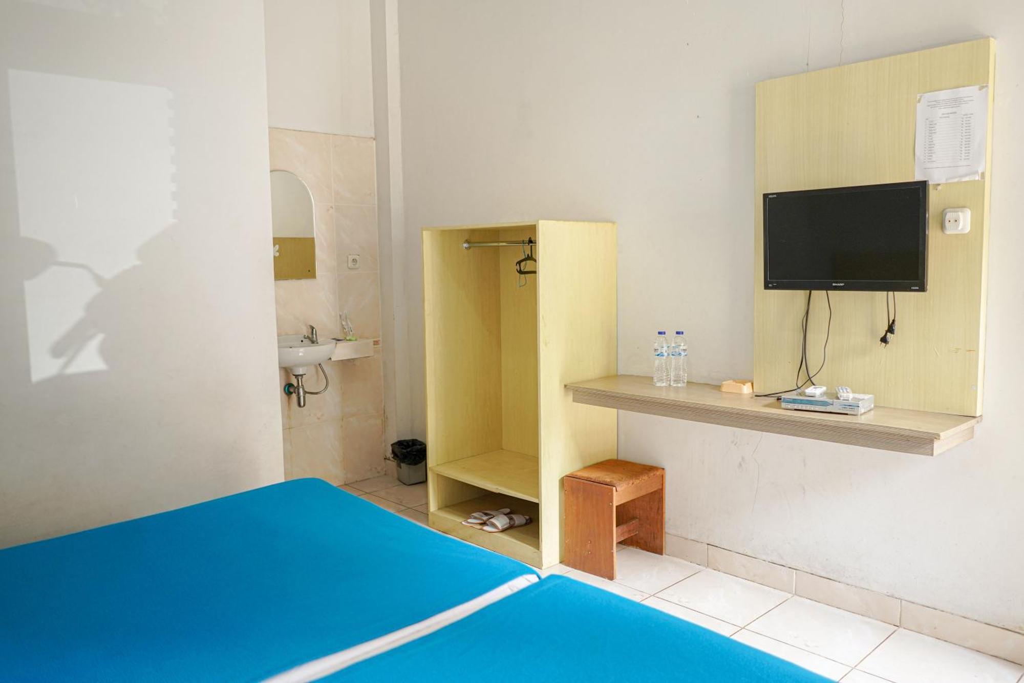 Bayak Hotel Bumdes Cipayung & Resort Ciguntur Extérieur photo