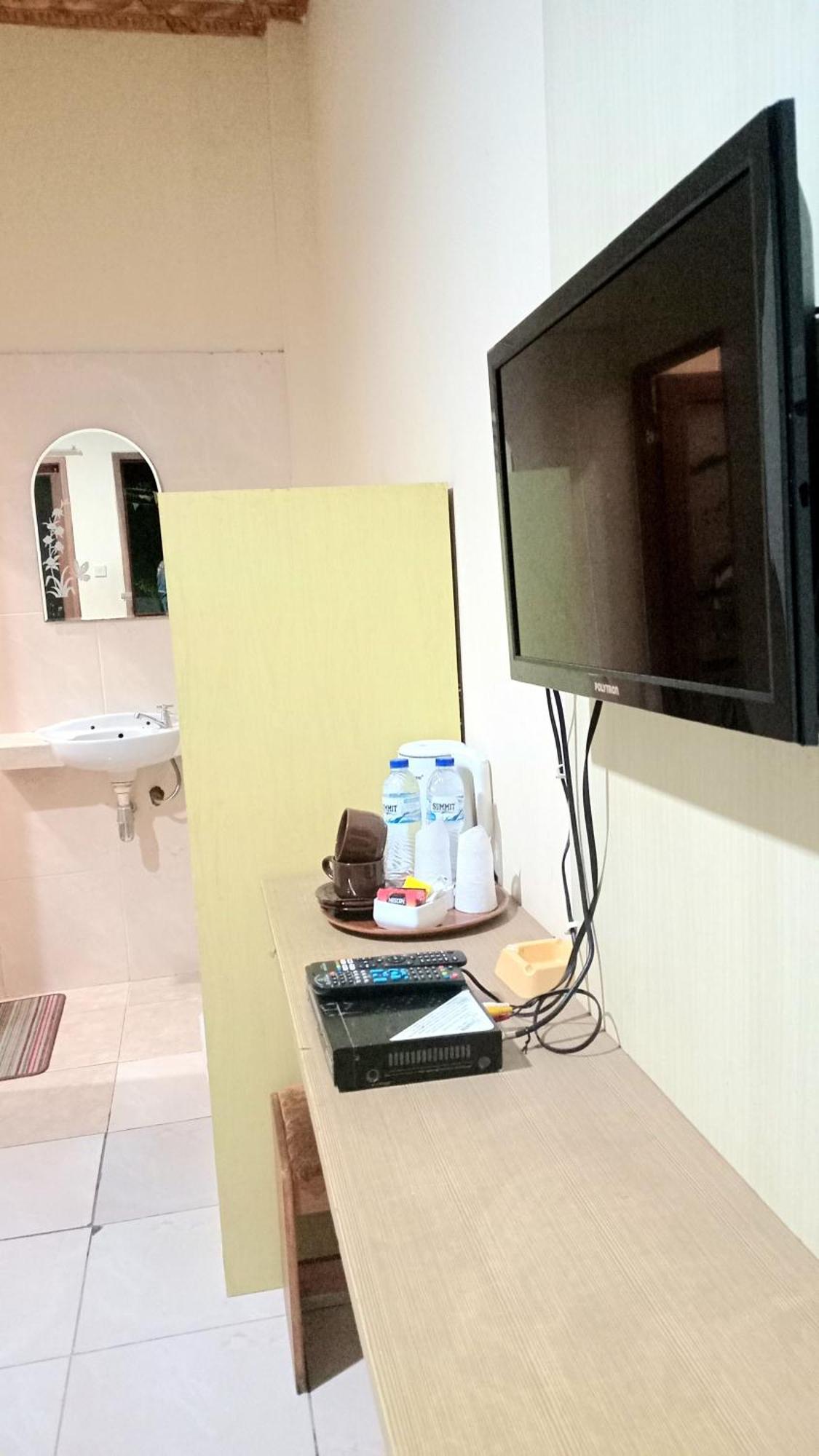 Bayak Hotel Bumdes Cipayung & Resort Ciguntur Extérieur photo